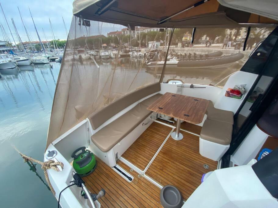 Bateau-hôtel Sejour Sur Bateau De Plaisance
